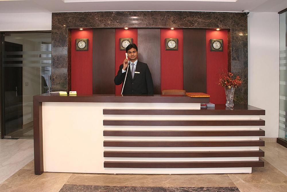 Hotel Livasa Inn Near Blk Hospital Дели Экстерьер фото