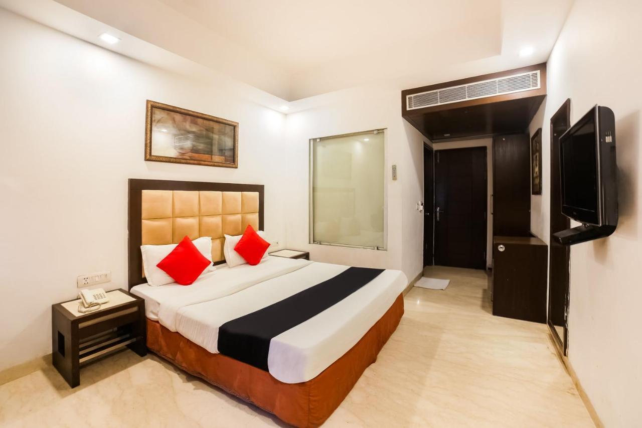 Hotel Livasa Inn Near Blk Hospital Дели Экстерьер фото